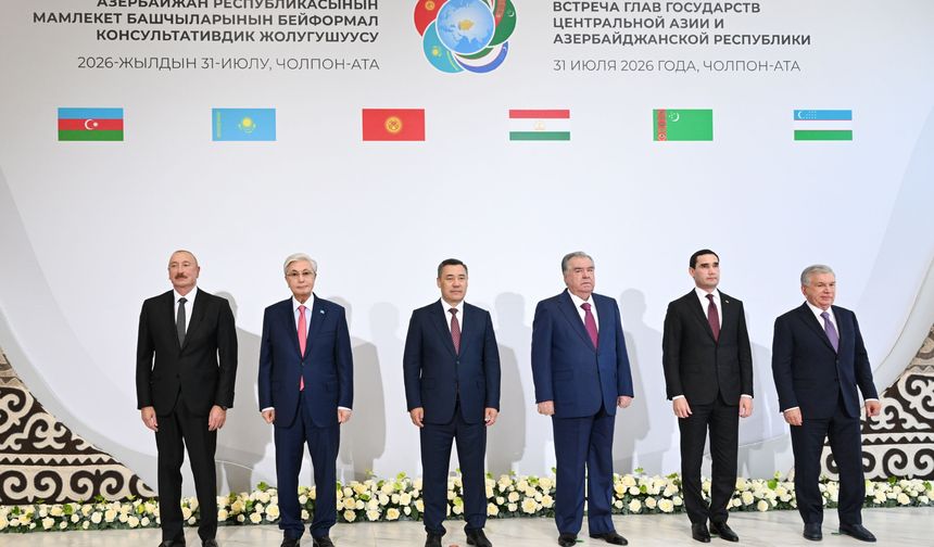 Azerbaycan ve Orta Asya liderleri bir araya geldi
