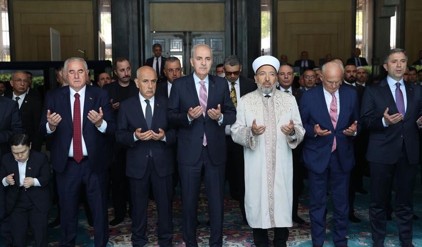 15 Temmuz şehitleri dualarla anıldı