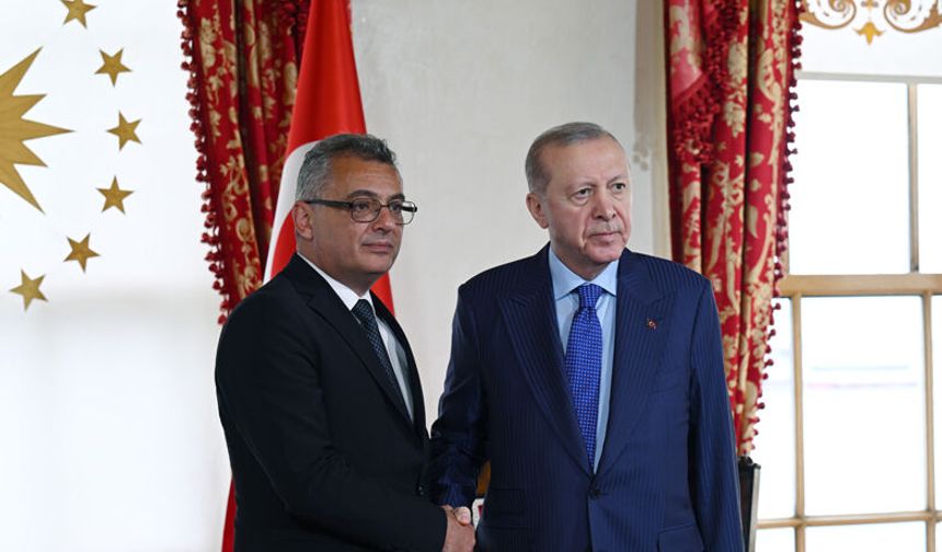 Erdoğan'dan Erhürman'a geçmiş olsun telefonu