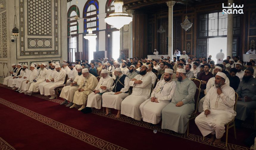 Hafızlık yarışmasının finali Emevi Camii'nde başladı