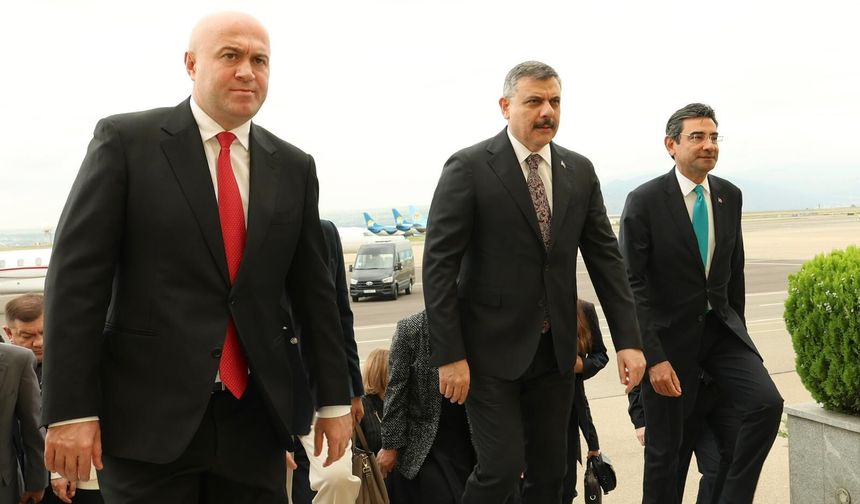 Bakan Çiftçi'den arananları iade eden Gürcistan'a teşekkür