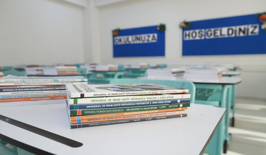 Ücretsiz kitapların okullara dağıtımına başlandı