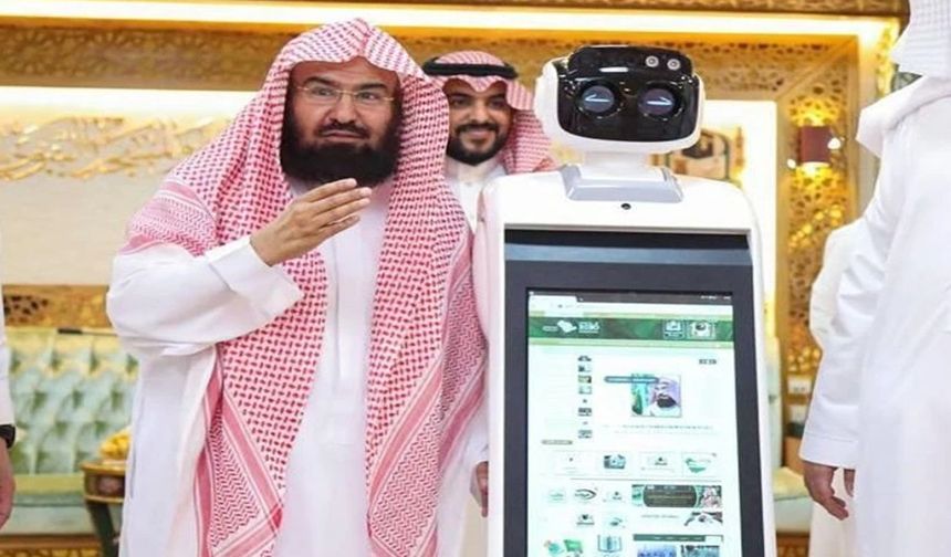 Mescid-i Haram'da 'yapay zeka' destekli 'fetva robotu' hizmete girdi