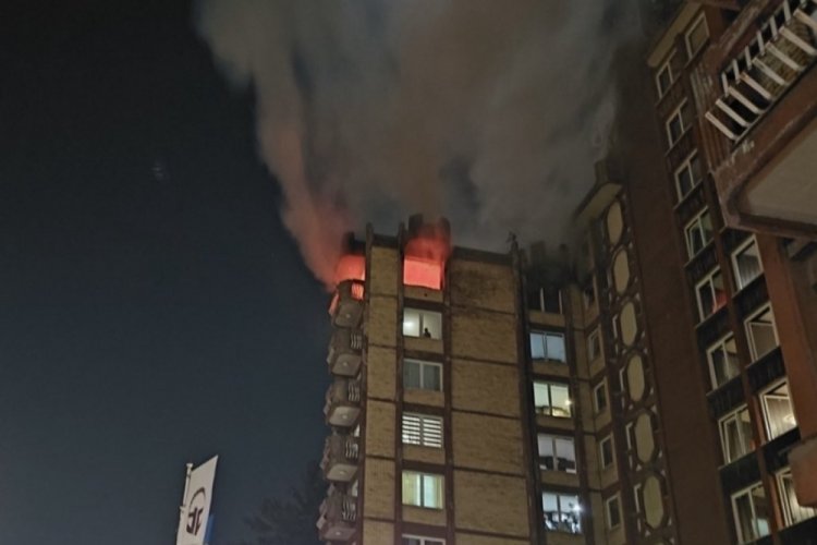 1858731 Huzurevinde Cikan Yanginda Feci Sekilde Can Verdiler 690Ae4Ef6Dd60