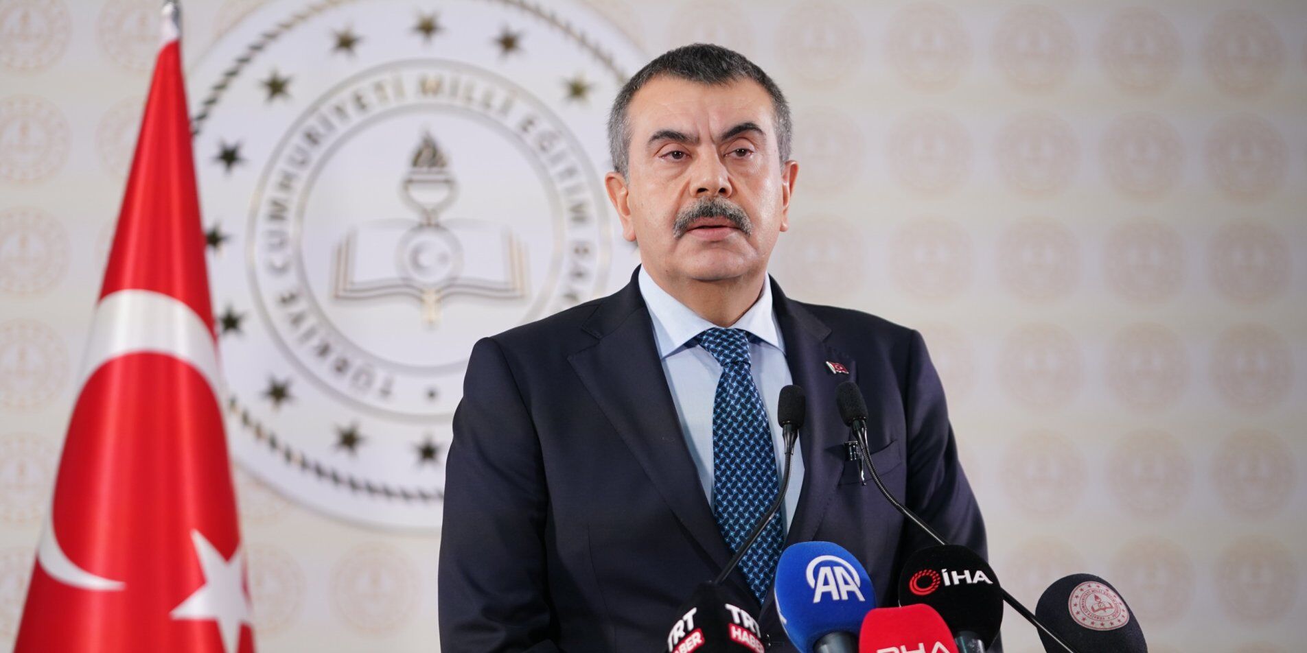 Öğretmen eğitimi Eylül'ün ilk haftası çevrimiçi olacak