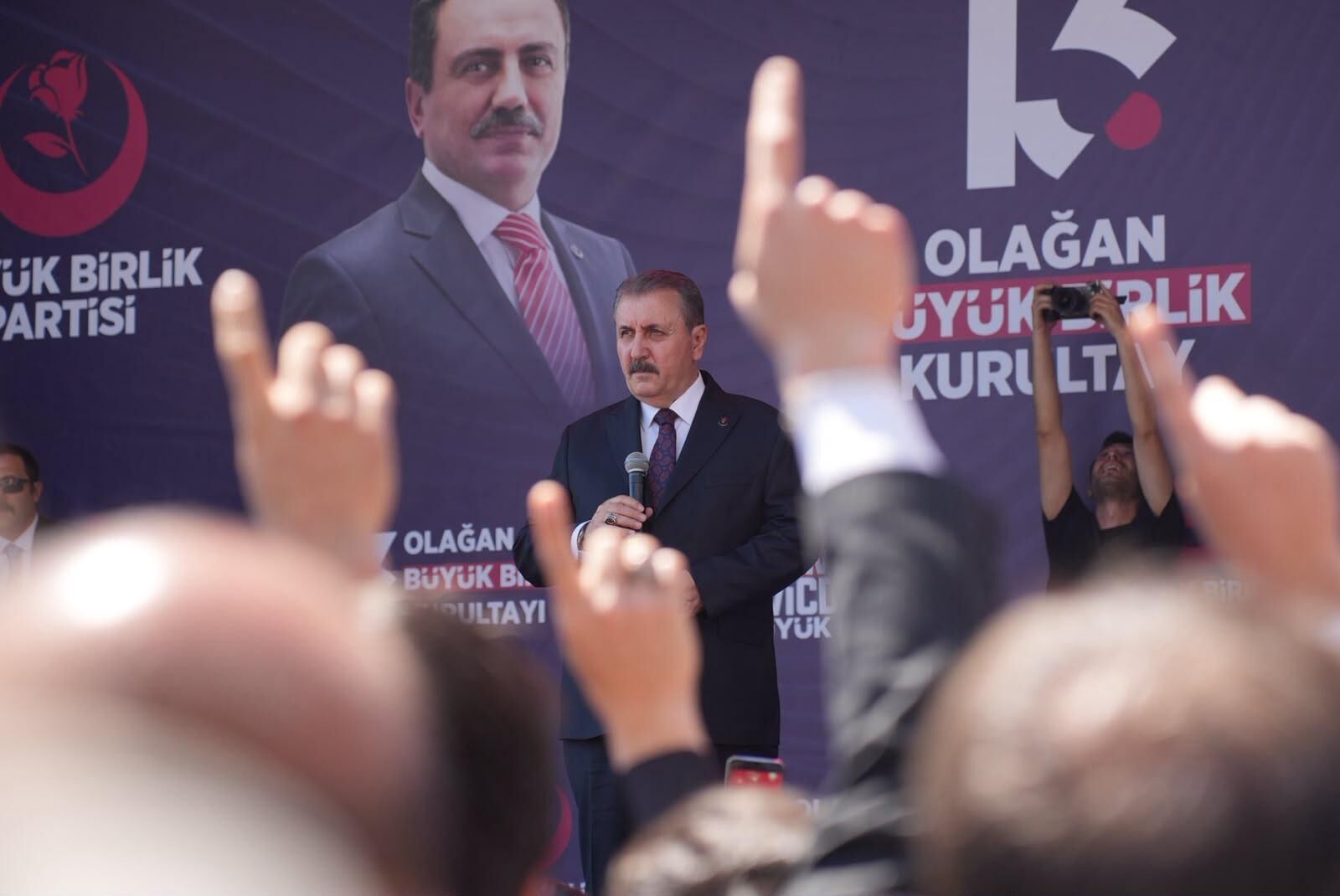 BBP lideri Mustafa Destici yeniden seçildi