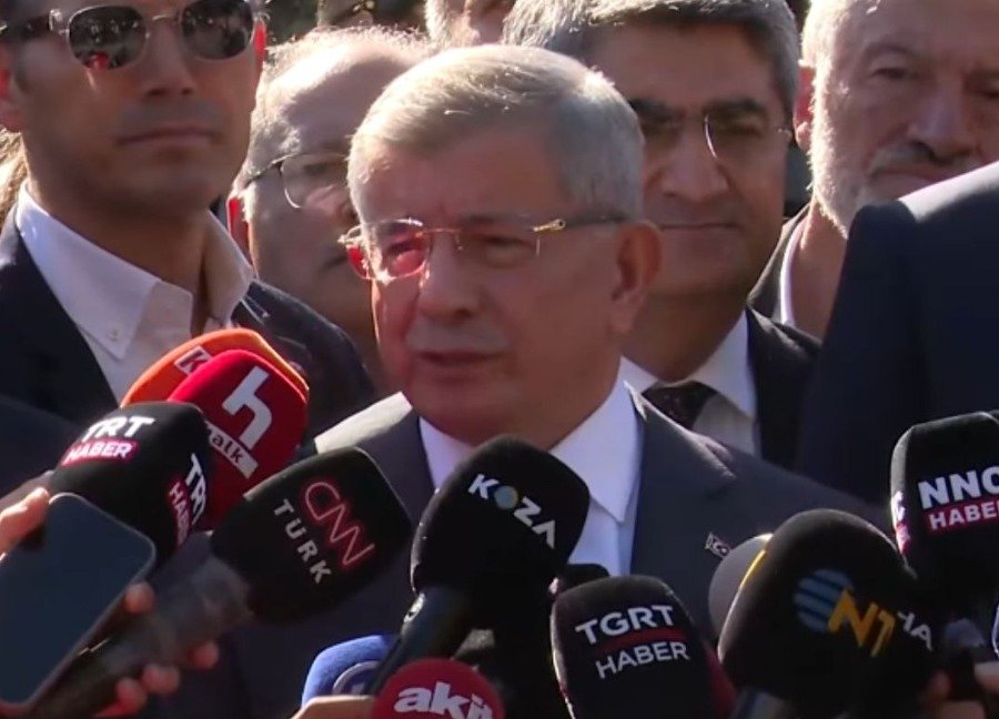 Davutoğlu ifade verdi: O sözlerimin arkasındayım