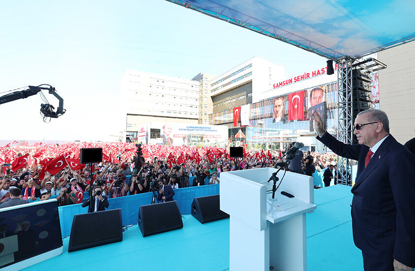 Erdoğan: Türkiye'de darbeler defteri artık kapanmıştır