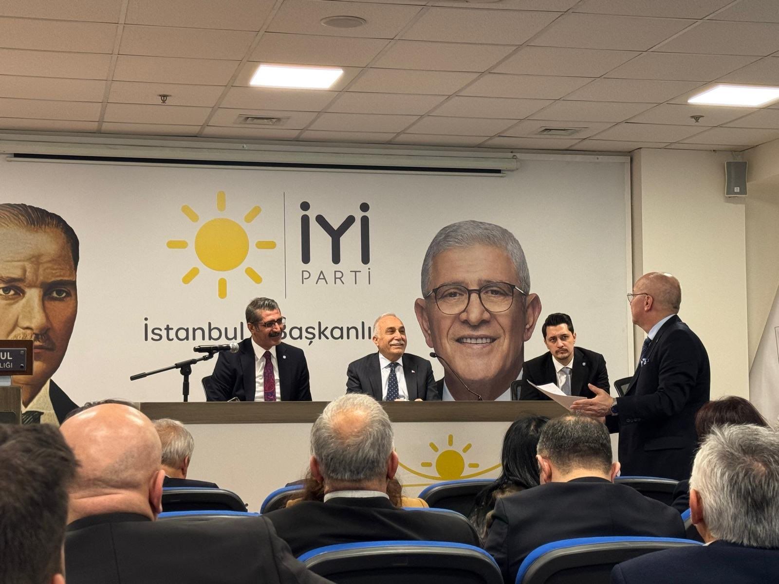 Fakıbaba İYİ Parti'den istifa etti