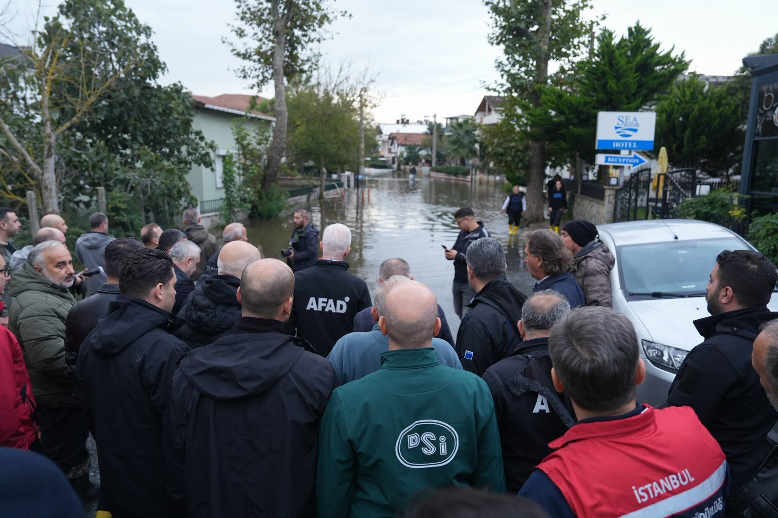 Sel felaketinde ölenlerin sayısı 8'e yükseldi
